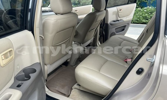 Buy Used Toyota Highlander Other Car in Battambang in Battambang Province Buy Used Toyota Highlander Other Car in Battambang in Battambang Province