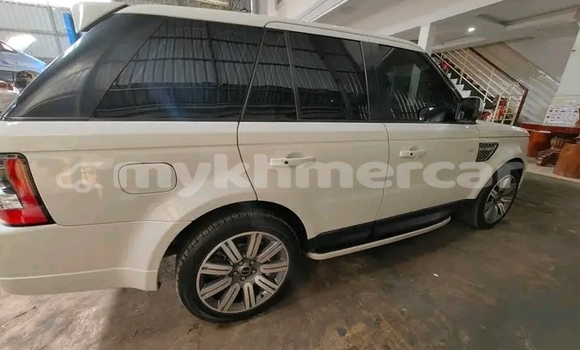 Acheter Occasion Voiture BMW X3 Blanc à Chbar Mon, Kampong Speu Province Acheter Occasion Voiture BMW X3 Blanc à Chbar Mon, Kampong Speu Province