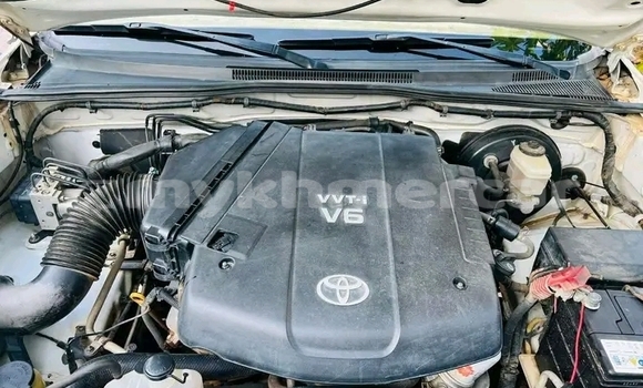 Buy Used Honda Avancier White Car in Chbar Mon in Kampong Speu Province Buy Used Honda Avancier White Car in Chbar Mon in Kampong Speu Province