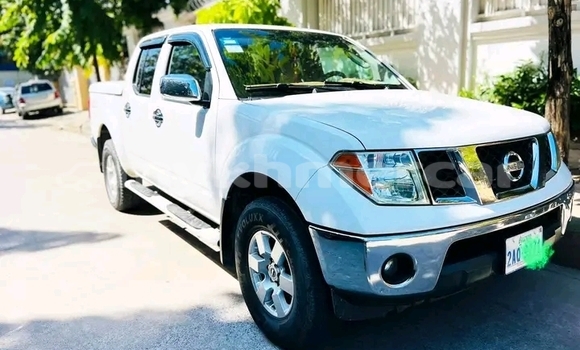 Buy Used Ford Explorer White Car in Bavet in Svay Rieng Province Buy Used Ford Explorer White Car in Bavet in Svay Rieng Province