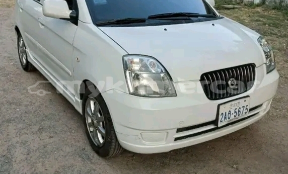 Buy Used Ford Escape White Car in Chbar Mon in Kampong Speu Province Buy Used Ford Escape White Car in Chbar Mon in Kampong Speu Province