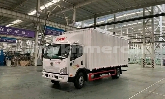 Buy Used Baltijas Dzips BD-1322 White Car in Kep in Kep Province Buy Used Baltijas Dzips BD-1322 White Car in Kep in Kep Province