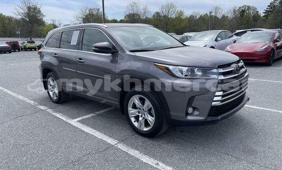 ទិញ បានប្រើ Toyota Highlander Other ឡាន} ក្នុង Amleang ក្នុង Kampong Speu Province ទិញ បានប្រើ Toyota Highlander Other ឡាន} ក្នុង Amleang ក្នុង Kampong Speu Province