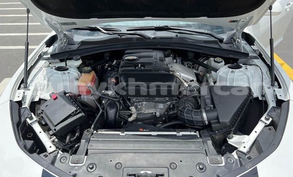 Acheter Occasion Voiture Chevrolet Camaro Blanc à Phnom Penh, Phnom Penh Acheter Occasion Voiture Chevrolet Camaro Blanc à Phnom Penh, Phnom Penh