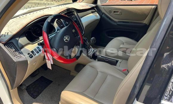 Acheter Occasion Voiture Toyota Highlander Blanc à Phnom Penh, Phnom Penh Acheter Occasion Voiture Toyota Highlander Blanc à Phnom Penh, Phnom Penh