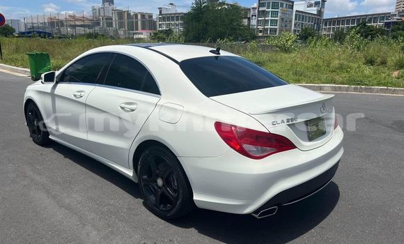 Acheter Occasion Voiture Mercedes-Benz CLA-klasse Blanc à Phnom Penh, Phnom Penh Acheter Occasion Voiture Mercedes-Benz CLA-klasse Blanc à Phnom Penh, Phnom Penh