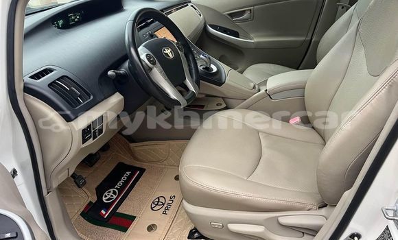Acheter Occasion Voiture Toyota Prius Blanc à Phnom Penh, Phnom Penh Acheter Occasion Voiture Toyota Prius Blanc à Phnom Penh, Phnom Penh