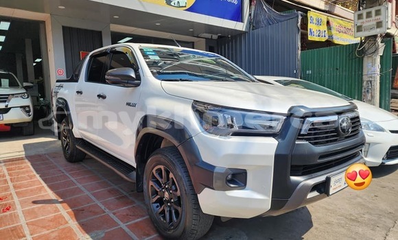 Buy Used Toyota Raum Other Car in Bavet in Svay Rieng Province