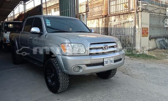 Acheter Occasion Voiture Toyota Tundra Autre à Banlung, Ratanakiri Province Acheter Occasion Voiture Toyota Tundra Autre à Banlung, Ratanakiri Province