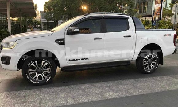 Acheter Occasion Voiture Ford Club Wagon Blanc à Phnom Penh, Phnom Penh Acheter Occasion Voiture Ford Club Wagon Blanc à Phnom Penh, Phnom Penh