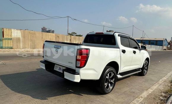 Acheter Occasion Voiture Mazda BT-50 Blanc à Phnom Penh, Phnom Penh Acheter Occasion Voiture Mazda BT-50 Blanc à Phnom Penh, Phnom Penh