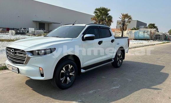 Acheter Occasion Voiture Mazda BT-50 Blanc à Phnom Penh, Phnom Penh Acheter Occasion Voiture Mazda BT-50 Blanc à Phnom Penh, Phnom Penh