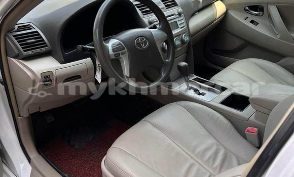 Buy Used Toyota Camry White Car in Phnom Penh in Phnom Penh Buy Used Toyota Camry White Car in Phnom Penh in Phnom Penh