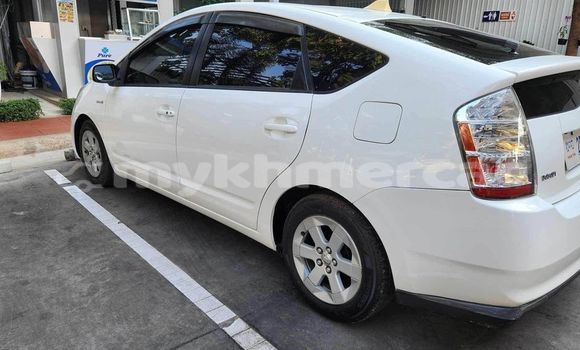 Acheter Occasion Voiture Toyota Prius Blanc à Phnom Penh, Phnom Penh Acheter Occasion Voiture Toyota Prius Blanc à Phnom Penh, Phnom Penh