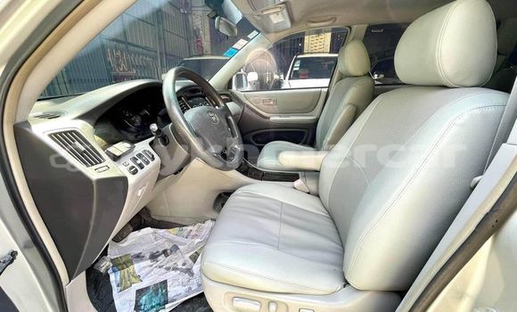 Acheter Occasion Voiture Toyota Highlander Autre à Chbar Mon, Kampong Speu Province Acheter Occasion Voiture Toyota Highlander Autre à Chbar Mon, Kampong Speu Province