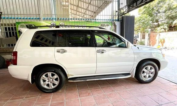 Acheter Occasion Voiture Toyota Highlander Blanc à Phnom Penh, Phnom Penh Acheter Occasion Voiture Toyota Highlander Blanc à Phnom Penh, Phnom Penh