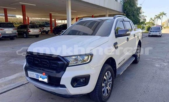 Buy Used Ford Windstar White Car in Chbar Mon in Kampong Speu Province Buy Used Ford Windstar White Car in Chbar Mon in Kampong Speu Province