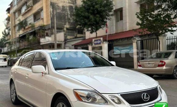 Buy Used Lexus RX 350 White Car in Chbar Mon in Kampong Speu Province Buy Used Lexus RX 350 White Car in Chbar Mon in Kampong Speu Province