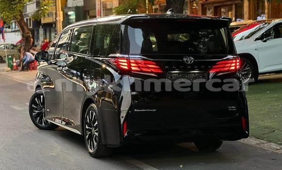 Acheter Occasion Voiture Toyota Alphard Noir à Chbar Mon, Kampong Speu Province Acheter Occasion Voiture Toyota Alphard Noir à Chbar Mon, Kampong Speu Province