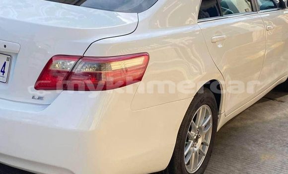 Acheter Occasion Voiture Toyota Camry Blanc à Cheom Ksan, Preah Vihear Province Acheter Occasion Voiture Toyota Camry Blanc à Cheom Ksan, Preah Vihear Province