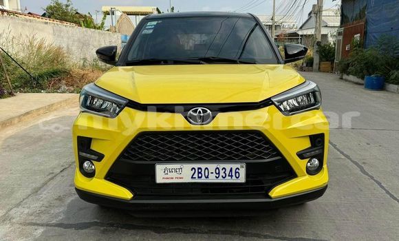 Buy Used Toyota Regius Other Car in Chbar Mon in Kampong Speu Province