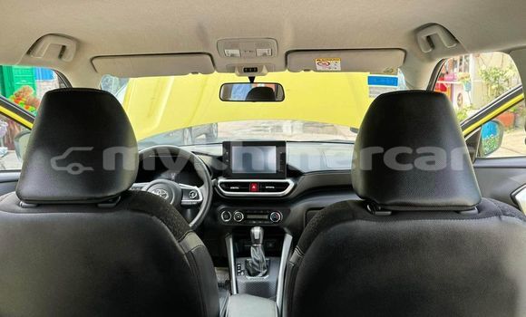 Buy Used Toyota Regius Other Car in Chbar Mon in Kampong Speu Province Buy Used Toyota Regius Other Car in Chbar Mon in Kampong Speu Province