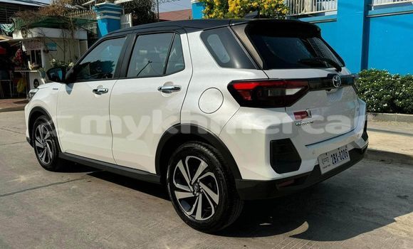 Buy Used Toyota Raum White Car in Chbar Mon in Kampong Speu Province Buy Used Toyota Raum White Car in Chbar Mon in Kampong Speu Province