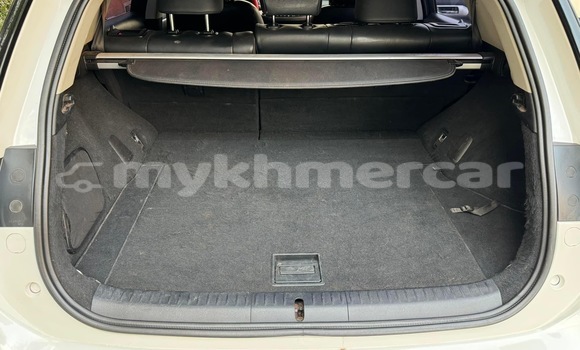 Buy Used Lexus CT White Car in Phnom Penh in Phnom Penh Buy Used Lexus CT White Car in Phnom Penh in Phnom Penh