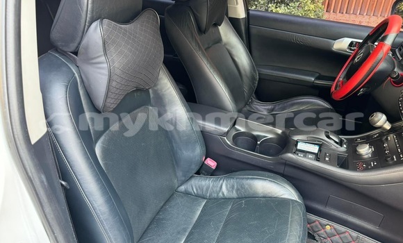 Buy Used Lexus CT White Car in Phnom Penh in Phnom Penh Buy Used Lexus CT White Car in Phnom Penh in Phnom Penh