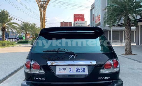 Acheter Occasion Voiture Lexus RX 300 Noir à Battambang, Battambang Province Acheter Occasion Voiture Lexus RX 300 Noir à Battambang, Battambang Province