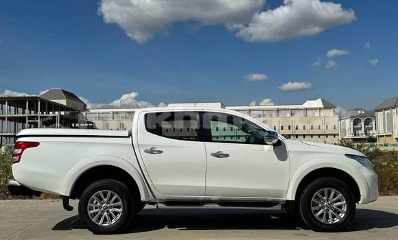 Acheter Occasion Voiture Mitsubishi Triton Blanc à Banteay Meanchey, Banteay Meanchey Province Acheter Occasion Voiture Mitsubishi Triton Blanc à Banteay Meanchey, Banteay Meanchey Province