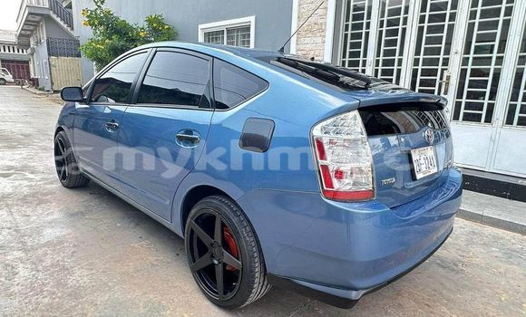 Acheter Occasion Voiture Toyota Prius Bleu à Battambang, Battambang Province Acheter Occasion Voiture Toyota Prius Bleu à Battambang, Battambang Province