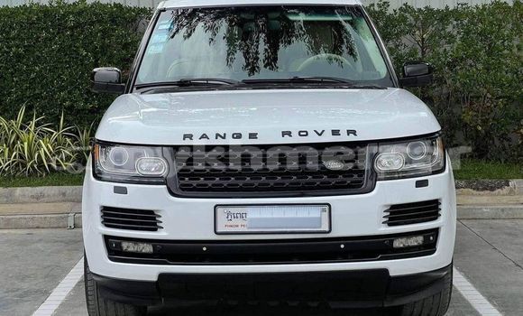 Acheter Occasion Voiture Range Rover Evoque Blanc à Chbar Mon, Kampong Speu Province Acheter Occasion Voiture Range Rover Evoque Blanc à Chbar Mon, Kampong Speu Province