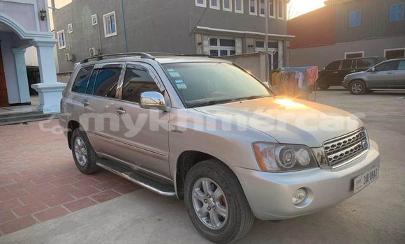 Buy Used Toyota Highlander Other Car in Chbar Mon in Kampong Speu Province Buy Used Toyota Highlander Other Car in Chbar Mon in Kampong Speu Province
