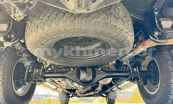 Acheter Occasion Voiture Toyota Tacoma Blanc à Chbar Mon, Kampong Speu Province Acheter Occasion Voiture Toyota Tacoma Blanc à Chbar Mon, Kampong Speu Province