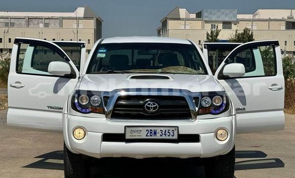 Acheter Occasion Voiture Toyota Tacoma Blanc à Chbar Mon, Kampong Speu Province Acheter Occasion Voiture Toyota Tacoma Blanc à Chbar Mon, Kampong Speu Province