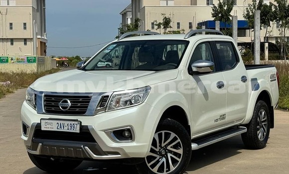 Acheter Occasion Voiture Nissan Navara Blanc à Battambang, Battambang Province Acheter Occasion Voiture Nissan Navara Blanc à Battambang, Battambang Province