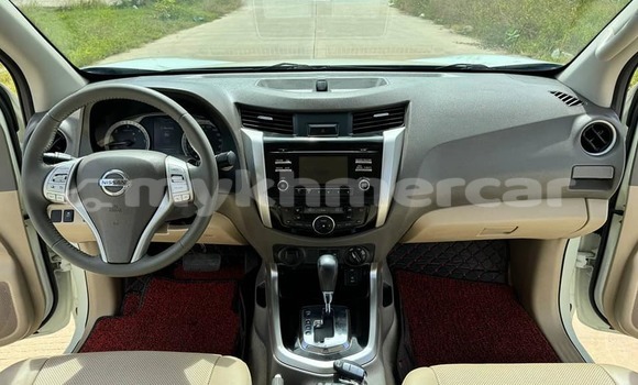 Acheter Occasion Voiture Nissan Navara Blanc à Battambang, Battambang Province Acheter Occasion Voiture Nissan Navara Blanc à Battambang, Battambang Province