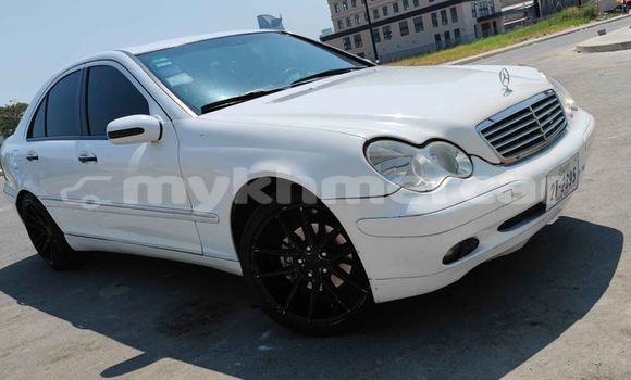 Buy Used Mercedes-Benz C–Class White Car in Bavet in Svay Rieng Province Buy Used Mercedes-Benz C–Class White Car in Bavet in Svay Rieng Province