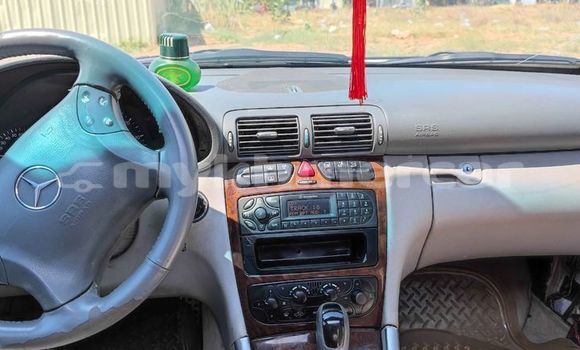 Buy Used Mercedes-Benz C–Class White Car in Bavet in Svay Rieng Province Buy Used Mercedes-Benz C–Class White Car in Bavet in Svay Rieng Province