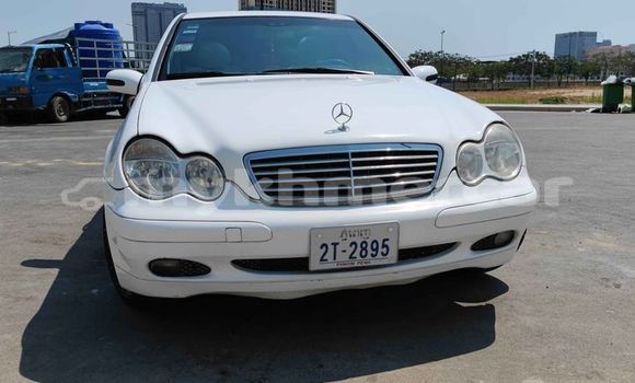 Buy Used Mercedes-Benz C–Class White Car in Bavet in Svay Rieng Province Buy Used Mercedes-Benz C–Class White Car in Bavet in Svay Rieng Province