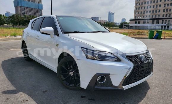 Buy Used Toyota 2000GT White Car in Bavet in Svay Rieng Province Buy Used Toyota 2000GT White Car in Bavet in Svay Rieng Province