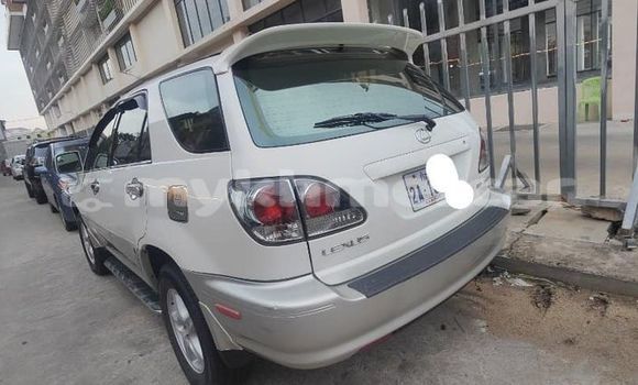 Buy Used Lexus RX 300 White Car in Bavet in Svay Rieng Province Buy Used Lexus RX 300 White Car in Bavet in Svay Rieng Province