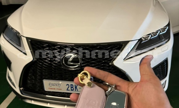 Buy Used Lexus RX 300 White Car in Phnom Penh in Phnom Penh Buy Used Lexus RX 300 White Car in Phnom Penh in Phnom Penh