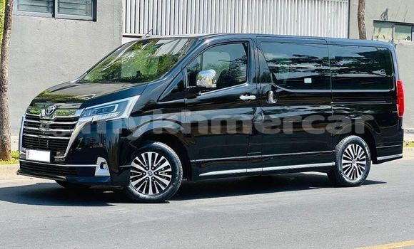 Buy Used Toyota Granvia Black Car in Banlung in Ratanakiri Province Buy Used Toyota Granvia Black Car in Banlung in Ratanakiri Province
