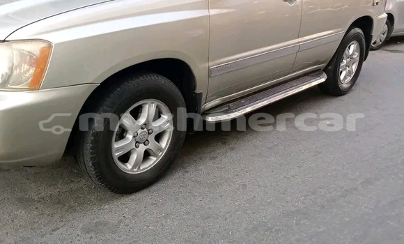 Buy Used Toyota Highlander Other Car in Cheom Ksan in Preah Vihear Province Buy Used Toyota Highlander Other Car in Cheom Ksan in Preah Vihear Province