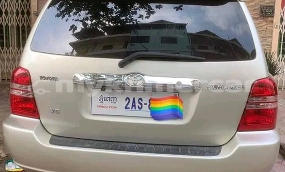 Buy Used Toyota Highlander Other Car in Chbar Mon in Kampong Speu Province Buy Used Toyota Highlander Other Car in Chbar Mon in Kampong Speu Province