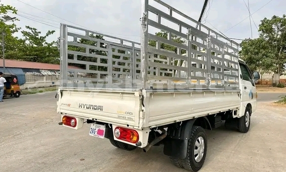 Buy Used Hyundai Cargo White Car in Kep in Kep Province Buy Used Hyundai Cargo White Car in Kep in Kep Province