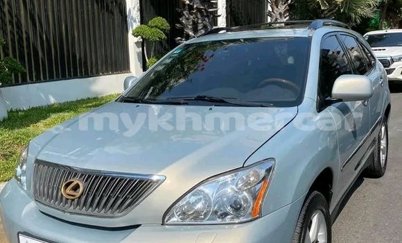 Buy Used Lexus IS Green Car in Cheom Ksan in Preah Vihear Province Buy Used Lexus IS Green Car in Cheom Ksan in Preah Vihear Province