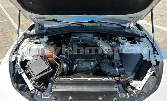 Buy Used Chevrolet Camaro White Car in Phnom Penh in Phnom Penh Buy Used Chevrolet Camaro White Car in Phnom Penh in Phnom Penh